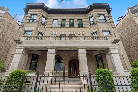921 W Gunnison St #1W, Chicago, IL 60640