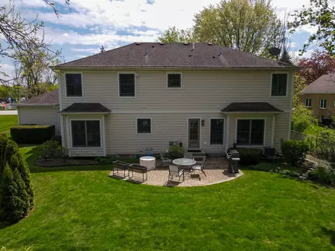 Exterior - 2020 Techny Rd, Northbrook, IL 60062 photo 2 of 3