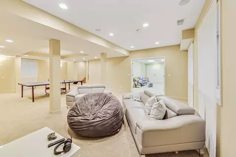 Living - 2020 Techny Rd, Northbrook, IL 60062 photo 4 of 4