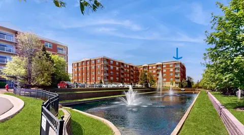 1 Itasca Pl #509, Itasca, IL 60143