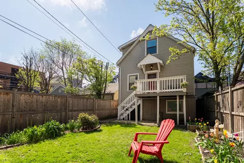 1221 W Fletcher St #3, Chicago, IL 60657