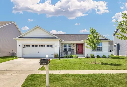Exterior - 3901 Obsidian Dr, Champaign, IL 61822 photo 3 of 8