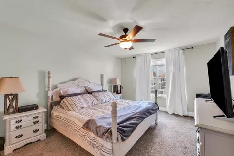 Bedroom - 3901 Obsidian Dr, Champaign, IL 61822 photo 1 of 7