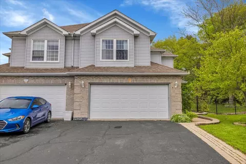 911 Fawn Ridge Ct #B, Yorkville, IL 60560