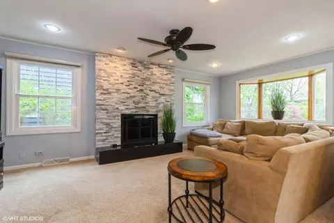 Living - 1424 Killdeer Dr, Naperville, IL 60565 photo 6 of 8