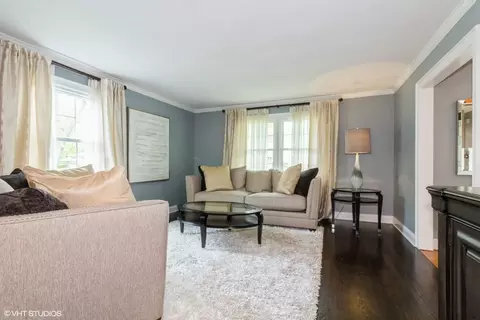 Living - 1424 Killdeer Dr, Naperville, IL 60565 photo 2 of 8