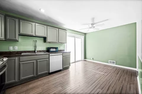 Kitchen - 707 S Adelaide St, Normal, IL 61761 photo 3 of 3