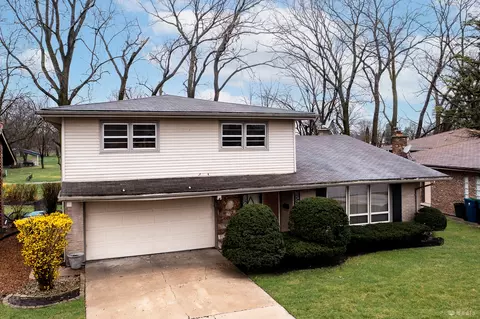 744 Kostner Ave, Matteson, IL 60443