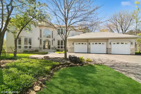 566 Thorngate Ln, Riverwoods, IL 60015