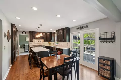 137 Split Oak Rd, Naperville, IL 60565 photo 14