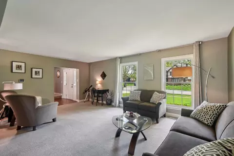 137 Split Oak Rd, Naperville, IL 60565 photo 7