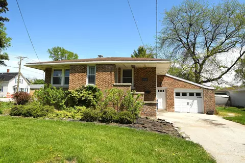 17501 65th Ave, Tinley Park, IL 60477