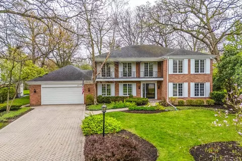30 Plymouth Ct, Lincolnshire, IL 60069