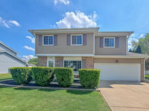 2675 Dorothy Dr, Aurora, IL 60504