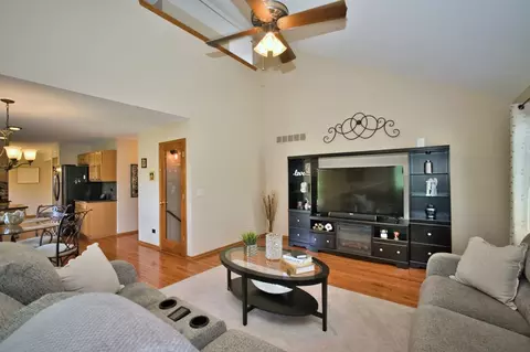 1729 Hidden Oaks Ct, Plainfield, IL 60586 photo 21