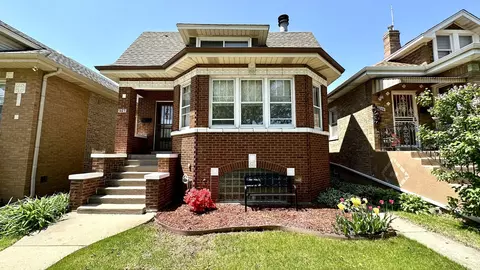 2742 N 76th Ct, Elmwood Park, IL 60707