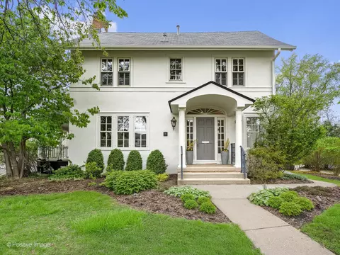 117 W Hickory St, Hinsdale, IL 60521