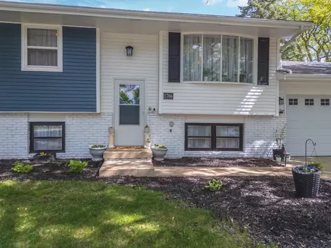 Exterior - 1706 Dunray Ln, Normal, IL 61761 photo 2 of 14