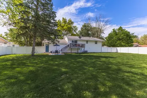 Exterior - 1706 Dunray Ln, Normal, IL 61761 photo 10 of 14