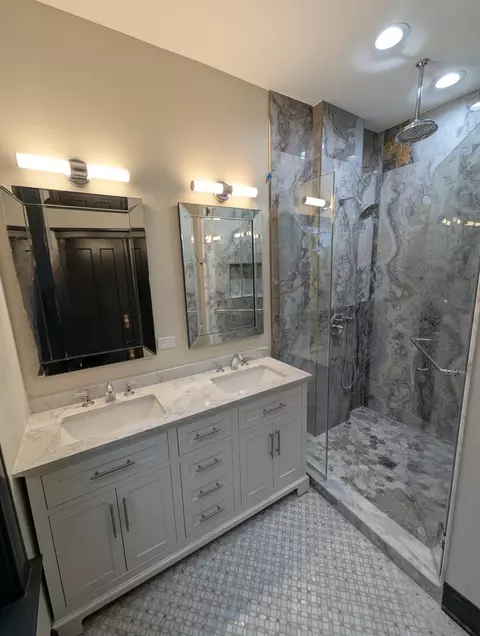 7411 S Champlain Ave, Chicago, IL 60619 photo 26