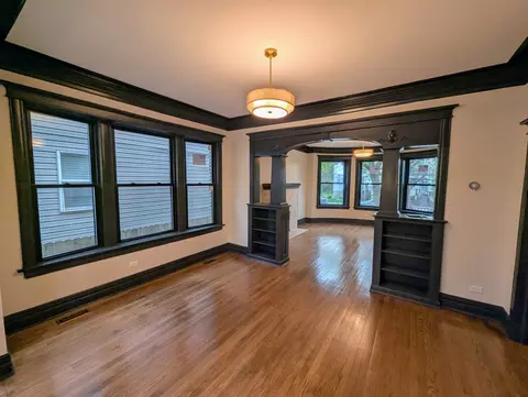 7411 S Champlain Ave, Chicago, IL 60619 photo 9