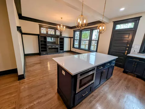 7411 S Champlain Ave, Chicago, IL 60619 photo 14