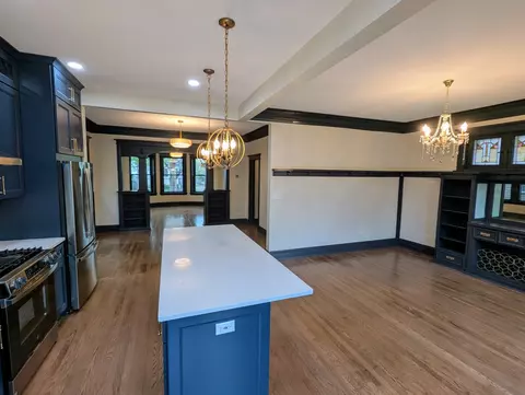 7411 S Champlain Ave, Chicago, IL 60619 photo 15