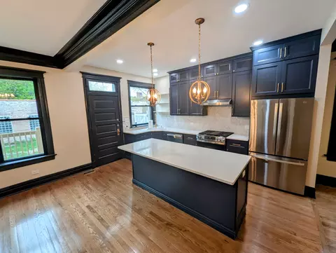 7411 S Champlain Ave, Chicago, IL 60619 photo 12