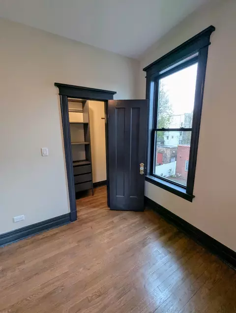 7411 S Champlain Ave, Chicago, IL 60619 photo 40