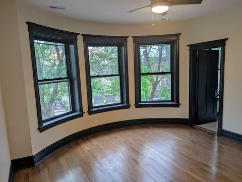 7411 S Champlain Ave, Chicago, IL 60619 photo 24