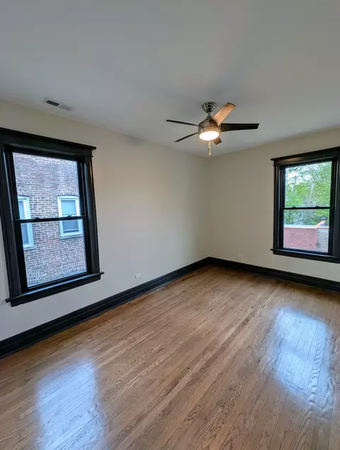 7411 S Champlain Ave, Chicago, IL 60619 photo 34