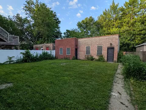 7411 S Champlain Ave, Chicago, IL 60619 photo 58