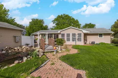 220 Cambridge Dr, Normal, IL 61761 photo 34
