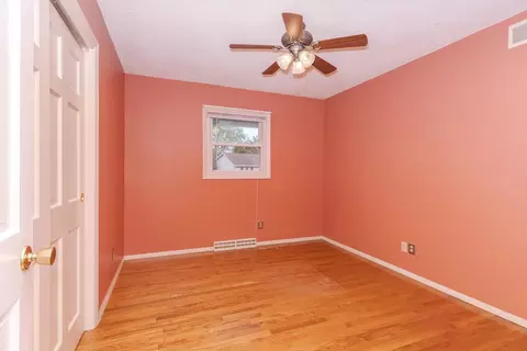 220 Cambridge Dr, Normal, IL 61761 photo 17