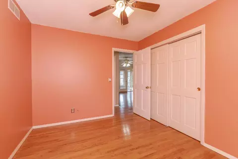220 Cambridge Dr, Normal, IL 61761 photo 18