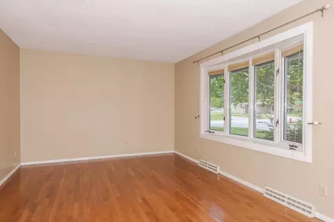220 Cambridge Dr, Normal, IL 61761 photo 7