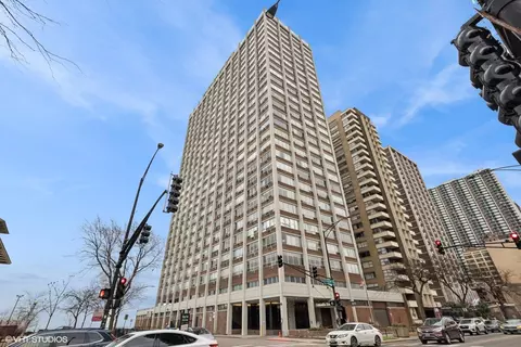 6171 N Sheridan Rd #2704, Chicago, IL 60660