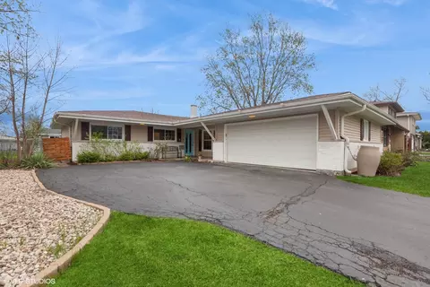 1313 S Elizabeth St, Lombard, IL 60148