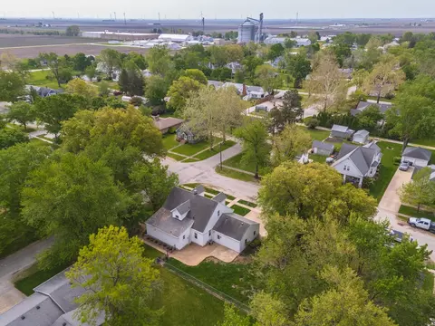 View/Area - 212 E 6th St, Gridley, IL 61744 photo 5 of 5