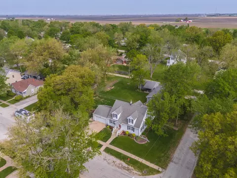 View/Area - 212 E 6th St, Gridley, IL 61744 photo 4 of 5
