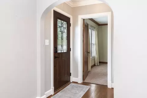 Entry Way - 212 E 6th St, Gridley, IL 61744 photo 2 of 6