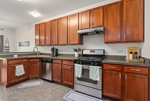 Kitchen - 17604 Gilbert Dr, Lockport, IL 60441 photo 1 of 3