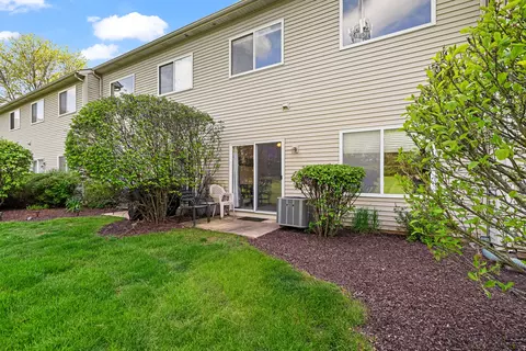 Exterior - 17604 Gilbert Dr, Lockport, IL 60441 photo 5 of 8