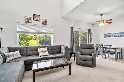 Living - 17604 Gilbert Dr, Lockport, IL 60441 photo 3 of 4