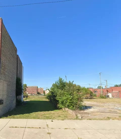 22 E 112th St, Chicago, IL 60628