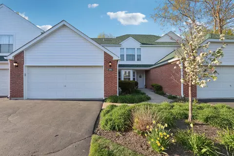 106 Huntington St, Lake Bluff, IL 60044