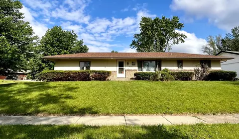 3114 Bavarian Ln, Rockford, IL 61109