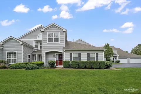 354 Cascade Ln #354, Oswego, IL 60543