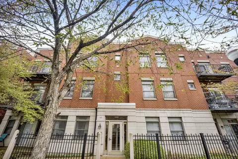 1431 S Halsted St #1A, Chicago, IL 60607