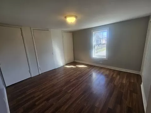 442 Hickory Pl, Elgin, IL 60120 photo 5